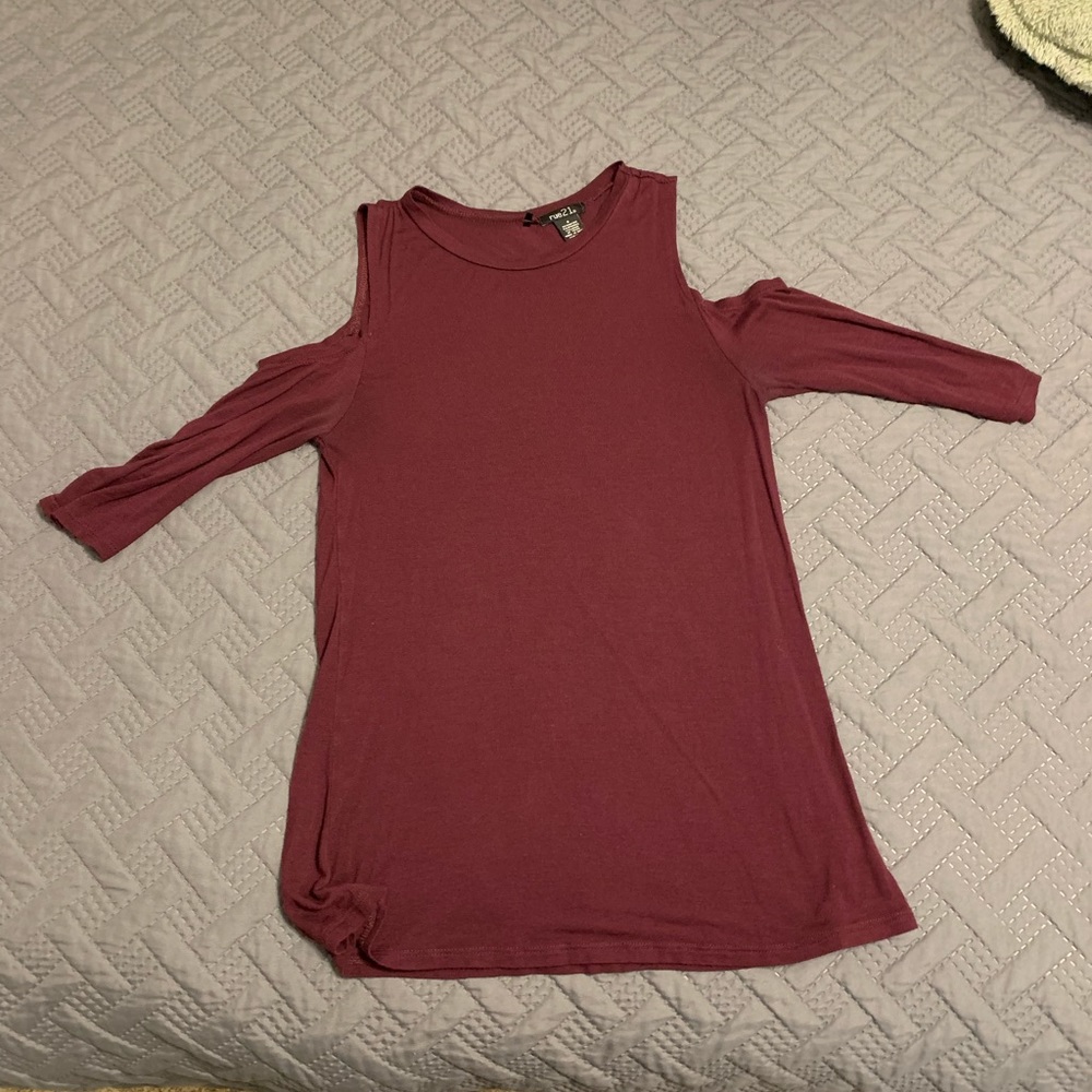 Rue 21 open shoulder shirt